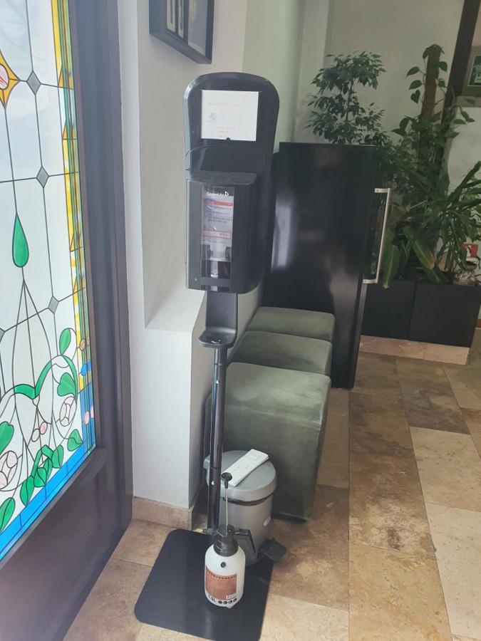 Hotel Belleville Iasi Ngoại thất bức ảnh