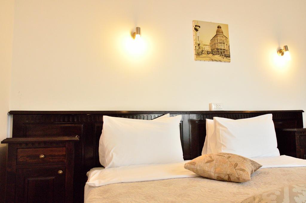Hotel Belleville Iasi Ngoại thất bức ảnh