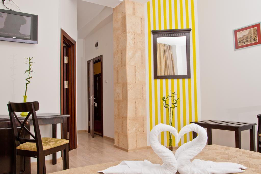 Hotel Belleville Iasi Ngoại thất bức ảnh