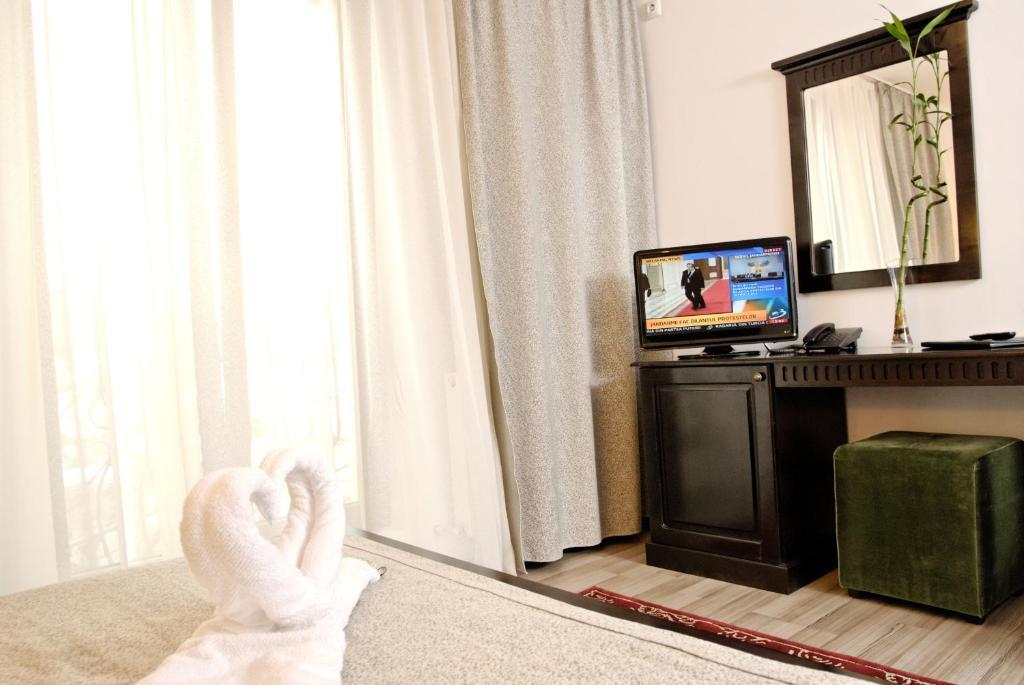 Hotel Belleville Iasi Ngoại thất bức ảnh