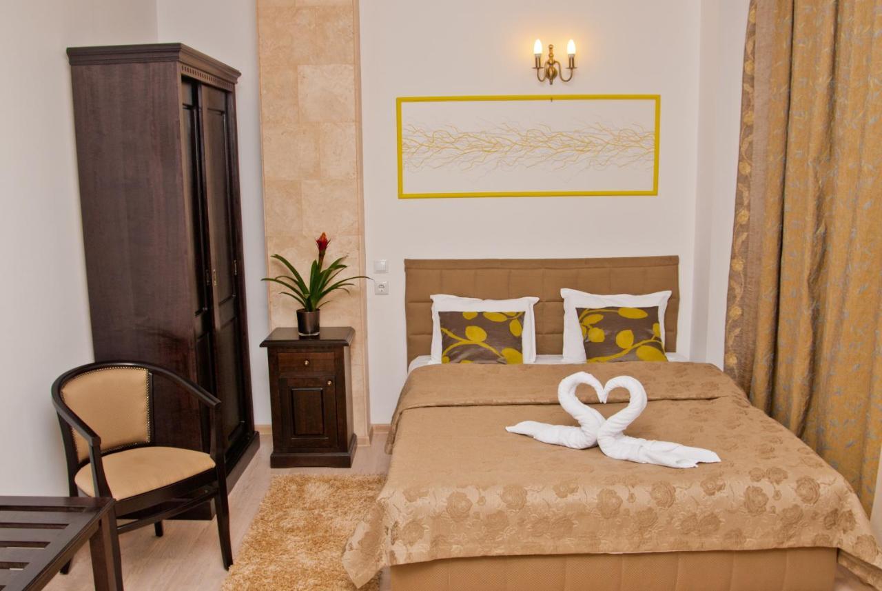 Hotel Belleville Iasi Ngoại thất bức ảnh